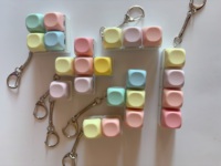 Clavier LED personnalisé avec touches Anime, clavier Fidget, porte-clés Fidget, plusieurs options de couleurs, jouet stimulant