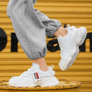 Chaussures de sport décontractées pour hommes, style marche, vente en gros d'usine, chaussures de luxe tendance, chaussures de jogging automne-hiver, à lacets élégants - Product Image 6