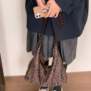 Leopard Print Shoulder Tote Bag Large Capacity <b>Magnetic</b> Buckle Crossbody Bag For Women Everyday Use 50-65cm Strap - Product Image 3