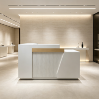 Comptoir de réception moderne en forme de L, finition bois blanc, panneau côtelé, pour salon de beauté, spa, coiffeur