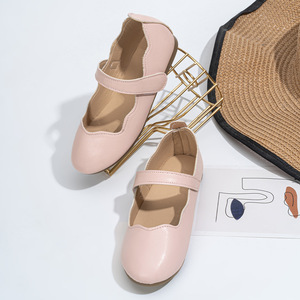 Nouvelles chaussures plates en cuir PU pour enfants, confortables pour les mini fashionistas, chaussures plates unies pour enfants - Product Image 5