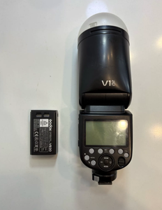 <span class=keywords><strong>Flash</strong></span> pour appareil photo <span class=keywords><strong>Godox</strong></span> <span class=keywords><strong>V1</strong></span> Pro 90 % neuf, transmission sans fil, Speedlite - Product Image 2