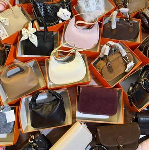 <strong>Factory</strong> Wholesale High Quality Ladies Bags <strong>Second</strong> Hand Bags Italy Used Bags, Random Delivery Original <strong>Branded</strong> Women Handbags - Product Image 3