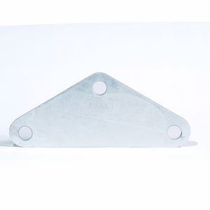 เหล็กชุบสังกะสีแบบจุ่มร้อนและแผ่นอลูมิเนียมแอกสามเหลี่ยมมี3รูสำหรับอุปกรณ์ฉนวนสายไฟ - Product Image 2