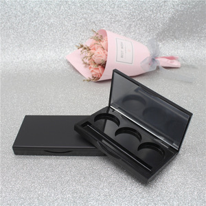 Paleta de sombras de ojos de 3 compartimentos con espejo negro mate de 91.6mm x 51.0mm para aplicación de maquillaje - Product Image 2