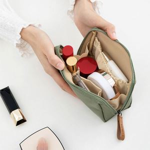 Sac de rangement cosmétique de voyage miniature personnalisé, sac organisateur simple pour rouge à lèvres portable, sac de maquillage personnalisé avec logo, petit sac imperméable pas cher - Product Image 3