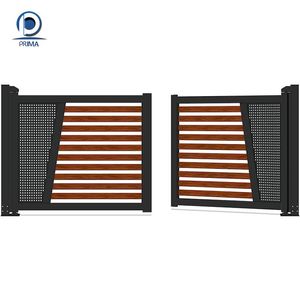 Cancello Scorrevole Personalizzato Prima con Pannelli in Legno Recuperato e Telaio in Acciaio Annerito per Proprietà in Stile Ranch - Product Image 4