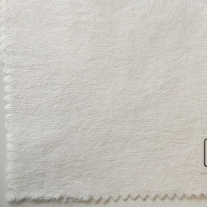 Papel <span class=keywords><strong>Soluble</strong></span> en agua caliente de 90'C, respaldo <span class=keywords><strong>bordado</strong></span> de 35g, precio barato de China - Product Image 1