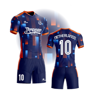 Custom di alta qualità ad asciugatura rapida in poliestere abbigliamento <span class=keywords><strong>calcio</strong></span> Premium tute da <span class=keywords><strong>calcio</strong></span> per l'estate con servizio OEM - Product Image 1