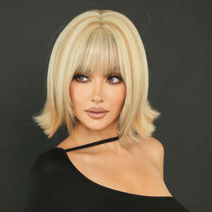 วิกผมทรงพิกซี่คัท ผมยาว บ๊อบน่ารัก สีบลอนด์  แบบมีหน้าม้า ผมหยักเป็นชั้นๆ ขนาด 12 นิ้ว วิกผมผู้<span class=keywords><strong>หญิง</strong></span> ขายส่ง สีบลอนด์ 613 วิกผมสำหรับฮาโลวีน - Product Image 3