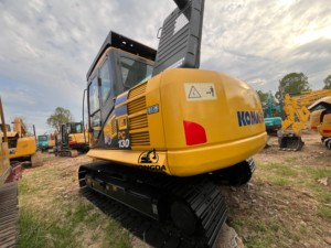 รถขุดตีนตะขาบ KOMATSU PC130-7 มือสอง 13 ตัน จากญี่ปุ่น พร้อมลูกปืนและวิดีโอตรวจสอบ - Product Image 4