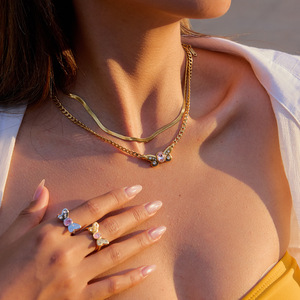 Collar con Colgante de Mariposa, Chapado en Oro de 18K, Acero Inoxidable, Zirconia Rosa con Engaste en Bisel, Joyería de Moda para Mujer, Regalo - Product Image 3