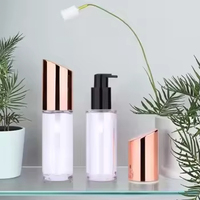 Tube souple transparent rechargeable de qualité supérieure avec couvercle rose doré pour le stockage de fond de teint liquide et de maquillage