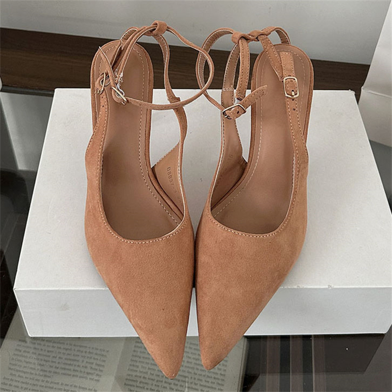 gris rosé pâle