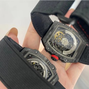 Montre de sport de luxe carrée RM67-02 Black Knight en fibre de carbone ultra-mince 7,8 mm, mouvement mécanique, alarme, étanche 100 m - Product Image 2