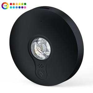 Lampe LED RGB rechargeable avec télécommande, lumière d'armoire à batterie rechargeable, lumière d'étagère sans fil à intensité variable, vente en gros - Product Image 1