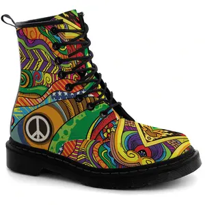 Bottes Hippie colorées pour hommes et femmes, chaussures de Football, en caoutchouc, unisexe, de haute qualité, avec Logo personnalisé, de dessin animé, vente en gros