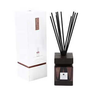 Hot sale art design premium gift multi scent square neck bottle glass reed diffuser bottles