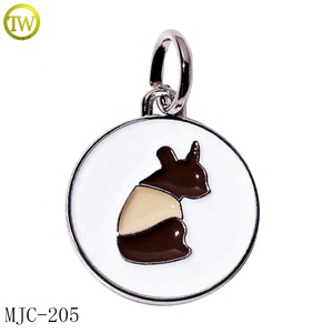 Charme de pendentif de bijoux de logo de poisson plaqué or personnalisé pour bracelet de bébé - Product Image 6