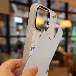 Coque de téléphone blanche avec impression UV 3m - Product Image 1