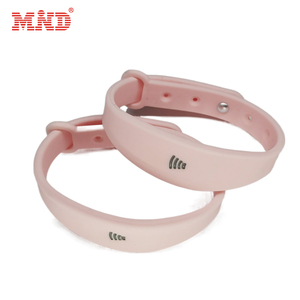 13.56MHz <span class=keywords><strong>Mifare</strong></span> cổ điển 1K NFC <span class=keywords><strong>ID</strong></span> Vòng đeo tay RFID dây đeo cổ tay NFC Silicone Vòng đeo tay - Product Image 2