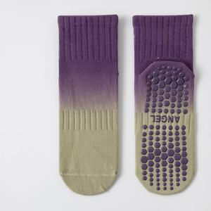 Chaussettes de yoga et de pilates d'intérieur antidérapantes à rayures dégradées pour femmes en gros - Product Image 6