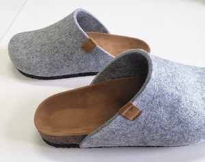 Zoccoli in Feltro di Alta Qualità per <span class=keywords><strong>Donna</strong></span>, per Interni ed Esterni, con Comodo Plantare in <span class=keywords><strong>Sughero</strong></span> Bio - Product Image 2