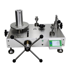 Calibrateur de manomètre 60 MPa à poids mort pour salle blanche - Product Image 4