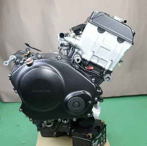 Desmontaje <span class=keywords><strong>de</strong></span> <span class=keywords><strong>Motor</strong></span> <span class=keywords><strong>de</strong></span> Motocicleta Usado para Mantenimiento <span class=keywords><strong>de</strong></span> KTM - Product Image 2
