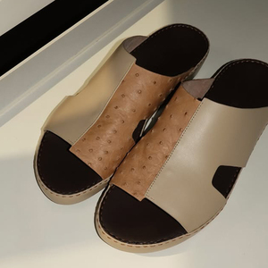Sandales et pantoufles arabes en cuir d'autruche personnalisées, de luxe, pour hommes, à bout rond, faites à la main, confortables, respirantes, pour un usage quotidien - Product Image 2