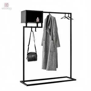 MOOKOO Moderno Appendiabiti in Metallo Nero Verniciato con Ganci Laterali, Autoportante, Resistente, Staccabile - Product Image 5