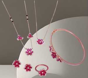 Pendientes de Oro de 18 Quilates con Rubíes y Diamantes Florales, Pendientes Finos Más Vendidos - Product Image 2