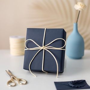 Papier d'emballage kraft bleu marine vierge recyclable personnalisé en promotion pour emballage cadeau, artisanat DIY, respectueux de l'environnement - Product Image 2