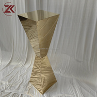 ZKAI Centre de table de mariage de luxe en forme de pyramide dorée, support à fleurs, accessoires de décoration de table, centre de table de mariage
