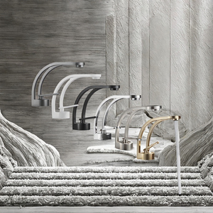 Rubinetto Moderno di Alta Gamma in Ottone con Lavabo in Ceramica, Miscelatore Commerciale Senza Contatto, Finitura <span class=keywords><strong>Oro</strong></span> Spazzolato, Acqua Calda/Fredda, Montaggio su Piano, Monoforo per <span class=keywords><strong>Bagno</strong></span> - Product Image 4