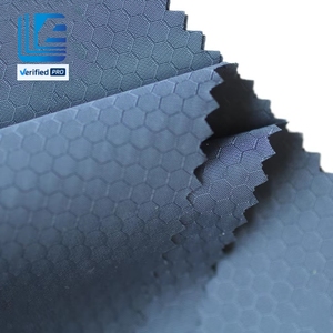 Tela de Nailon 100% Resistente al Viento con Recubrimiento de PU de 70 Denier, Tejido Hexagonal en Forma de Panal, para <span class=keywords><strong>Hamacas</strong></span> de Camping, Lonas Impermeables, <span class=keywords><strong>Sombrillas</strong></span> para Automóviles - Product Image 1