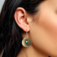 Boucles d'oreilles pendantes exclusives en acier inoxydable, design géométrique tendance, sensation haut de gamme, pierre principale en coquillage naturel pour femme