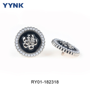 Tùy Chỉnh Botones Biểu Tượng Sang Trọng May Nút Vàng Kim Loại Ngọc Trai Chân Nút Cho Hàn Quốc Phụ Nữ Ăn Mặc Áo Khoác May Mặc - Product Image 2