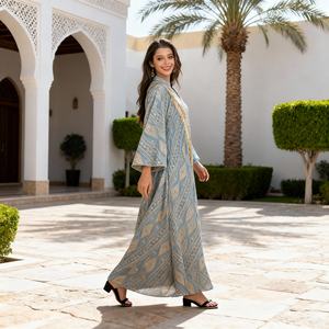 Robe Abaya de Luxe de Haute Qualité, Belle, Élégante, Tendance, Nouveau Style, Personnalisée pour Femmes Musulmanes - Product Image 4