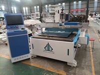 Machine de marquage, gravure et sablage au laser à fibre grand format pour miroirs de salle de bain en verre à mise au point dynamique