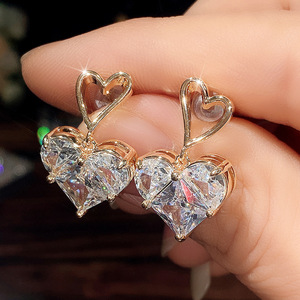 Orecchini pendenti a forma di cuore, stile romantico, accessori per l'orecchio da indossare tutti i giorni - Product Image 2