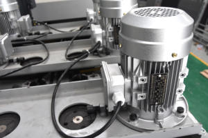 איכות גבוהה אוטומטית כפולה ביצוע מכונת ייצור זכוכית חלון - Product Image 5