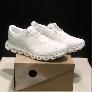 รองเท้าผ้าใบคุณภาพสูง น้ำหนักเบา รุ่น Cloud 6 รองรับแรงกระแทก พื้นหนา รองเท้าวิ่งกลางแจ้ง รองเท้าเทนนิสสำหรับทุกเพศ - Product Image 2