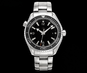 Montres-bracelets mécaniques entièrement automatiques de haute qualité, fabriquées en usine, élégantes et raffinées, idéales pour un usage professionnel. - Product Image 1