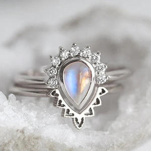 Bague en pierre de lune T0922 pour femme, forme poire, pierre précieuse naturelle, sertie à griffes, bagues de fiançailles tendance - Product Image 4