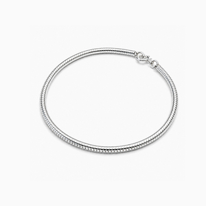 Pulsera de Cadena de Serpiente de Plata de Ley 925, Joyería Minimalista Hecha a Mano para Mujer - Product Image 3