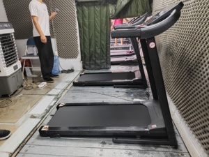 Tapis Roulant Domestico di Alta Qualità con Ottimo Rapporto Qualità-Prezzo, con Nastro di Corsa a Motivo Diamantato e Area di Corsa Più Ampia di 400*1100mm - Product Image 5