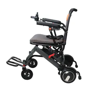 Ekonomik kompakt aktif katlanır hafif ayarlanabilir lityum pil kumandalı elektrikli tekerlekli sandalye engelli