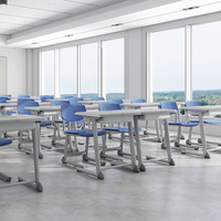 Chaise empilable haut de gamme pour auditorium et cantine, dotée d'un dossier perforé dissipant la chaleur, d'un cadre durable et de patins en TPE
