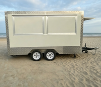 Remorque mobile personnalisée pour la restauration rapide, les boissons et la bière, avec comptoir de bar en acier inoxydable, éviers, rangements et éclairage pour événements en plein air